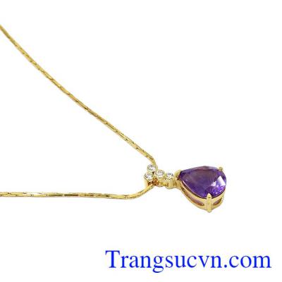 Thạch anh tím giúp bạn có giấc ngủ ngon, giảm căng thẳng, áp lực từ công việc, cuộc sống, khiến tinh thần thoải mái hơn