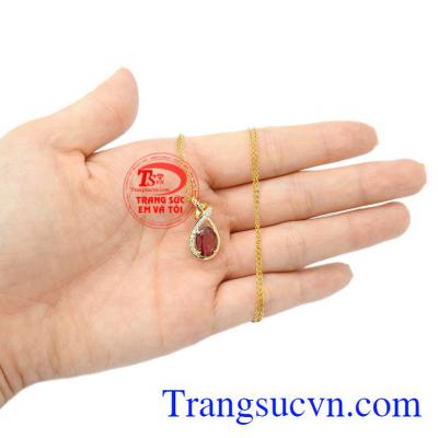 Bộ mặt dây nữ Spinel giao hàng trên toàn quốc.