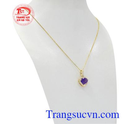 Bộ mặt dây nữ thạch anh tím đẹp là món quà ý nghĩa dành cho người thương vào dịp đặc biệt.