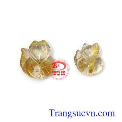 Cặp hồ ly thạch anh tóc quyền lực là biểu tượng cho sắc đẹp, giàu sang và sức mạnh