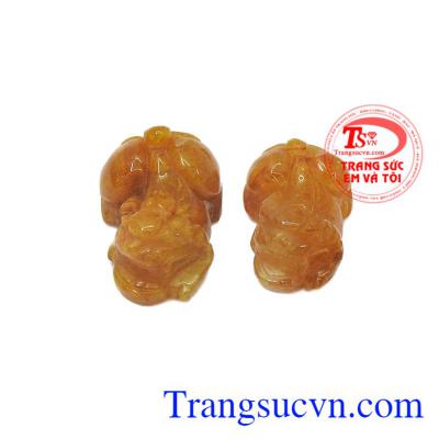 Sản phẩm thích hợp làm mặt dây, mặt nhẫn. Cặp tỳ hưu thạch anh tóc thiên nhiên
