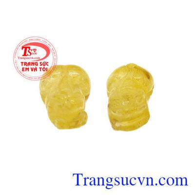 Với kiểu chạm khắc tinh tế, hợp mệnh sẽ làm hài lòng mọi khách hàng. Cặp tỳ hưu thạch anh tóc vàng