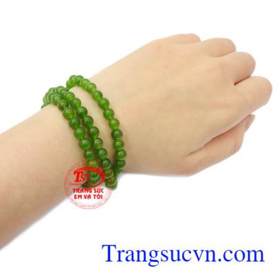 Chuỗi Nephrite thiên nhiên có thể làm quà tặng cho người thân, bạn bè.
