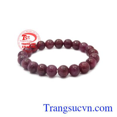 Chuỗi tay ruby 9 ly đẹp mang lại vẻ sang trọng quý phái cho người đeo.