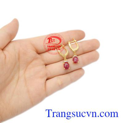 Hoa tai Ruby vàng 14k có giấy kiểm định đá quý uy tín. 