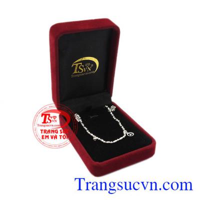 Ngoài việc làm đẹp thì lắc chân bạc còn giúp bảo vệ cơ thể bạn luôn khỏe mạnh. Lắc chân bạc độc đáo.