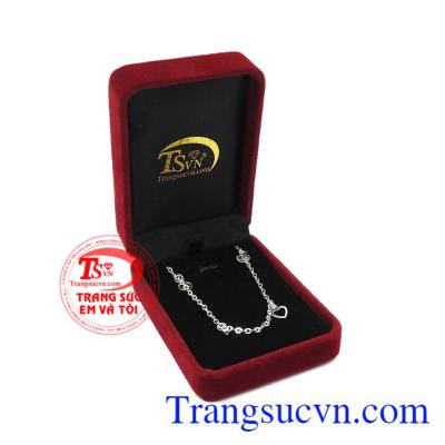 Sản phẩm là món quà ý nghĩa cho người thân và bạn bè. Lắc chân bạc nữ phong cách.