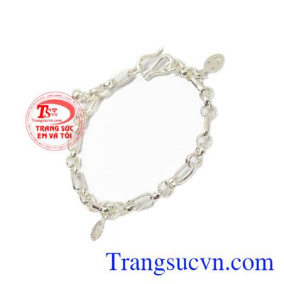 Sản phẩm thích hợp làm quà tặng cho người thân hoặc bạn bè,Lắc tay bạc cho bé xinh xắn