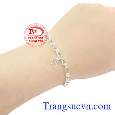 Lắc tay bạc cho bé xinh xắn