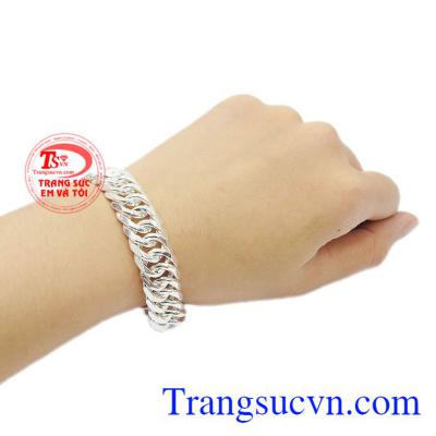 Sản phẩm thích hợp làm quà tặng cho người thân và bạn bè. Lắc tay bạc nam công tử.
