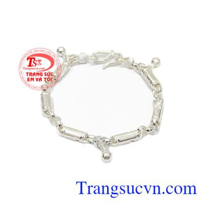 Lắc bạc tặng sinh nhật bé là món quà ý nghĩa dành tặng bé yêu,Lắc tay bạc trẻ em khỏe khoắn