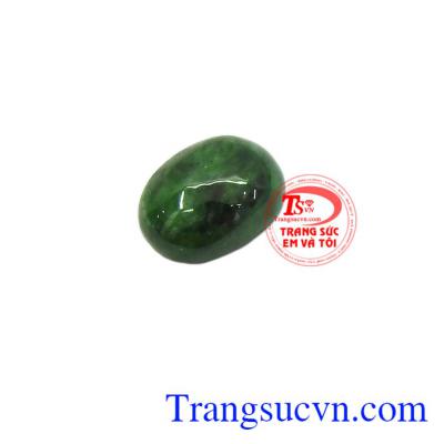 Mặt Dây Jadeite Bình An mang đến nhiều may mắn, sức khỏe và tài lộc cho người đeo