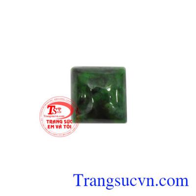 Mặt dây jadeite sang trọng