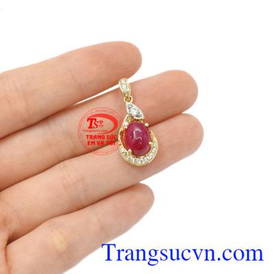 Mặt dây ruby dịu dàng, bảo hành 12 tháng.