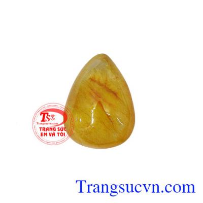 Mặt dây thạch anh tóc vàng mang ý nghĩa may mắn, tài lộc cho người đeo