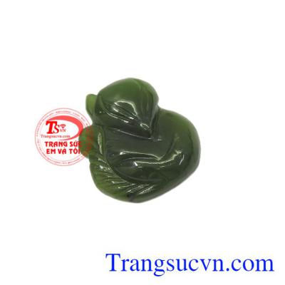 Mặt hồ ly Nephrite may mắn là món quà ý nghĩa dành cho người thân.