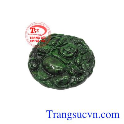 Phật Di Lặc là biểu tượng tuyệt đối của hạnh phúc trong phong thủy, biểu tượng của sự hài hòa, niềm vui vô tư lự,Mặt Jadeite di lặc an lành