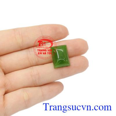 Mặt Nephrite đại lợi có giấy kiểm định đá quý.