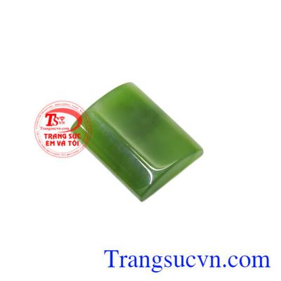 Mặt Nephrite tài lộc đẹp mang lại tài lộc, may mắn cho người sở hữu.
