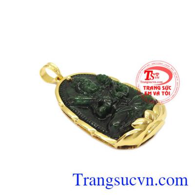 Mặt phật jadeite tuổi sửu-tuổi dần được kết hợp từ ngọc cẩm thạch thiên nhiên và vàng tây 14k bền đẹp.