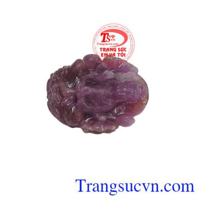 Hình tượng quan âm bồ tát là biểu tượng của điềm lành, lòng từ bi bác ái, hướng thiện, hướng Phật, đem lại bình an