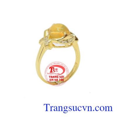 Nhẫn Nữ Opal sang trọng đem lại nhiều may mắn , sức khỏe và hạnh phúc cho người đeo