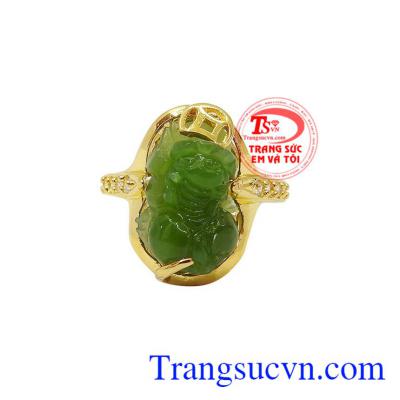 Ngọc nephrite thiên nhiên được biết đến như loại đá của tình yêu mang đến sự bình an cho con người