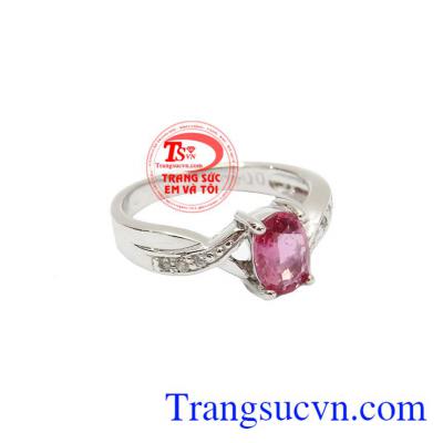 Nhẫn nữ vàng trắng được chế tác từ vàng 18k, bảo hành 12 tháng, giao hàng nhanh trên toàn quốc