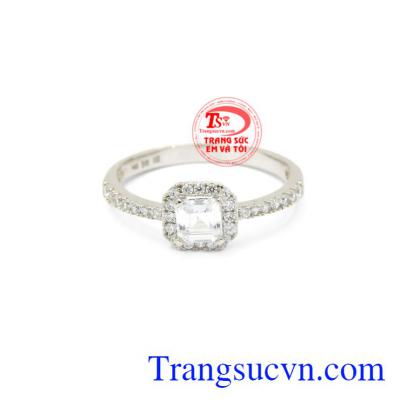 Nhẫn nữ vàng trắng tinh tế 10k được nhập khẩu từ Hàn Quốc.