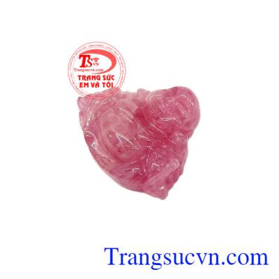 Không chỉ có màu sắc lung linh tuyệt đẹp mà đá ruby còn giúp người đeo gặp nhiều may mắn