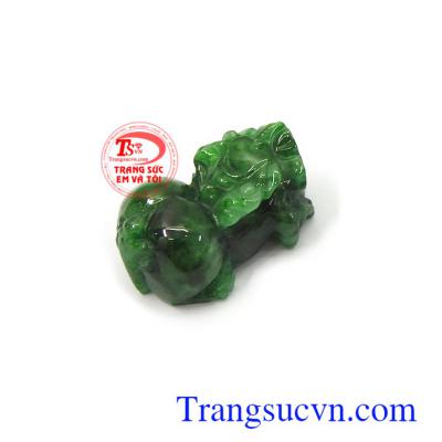 Tỳ hưu ngọc cẩm thạch thiên nhiên đẹp có tác dụng giải trừ tà khí, chiêu tài lộc, mang lại bình an, may mắn cho người đeo