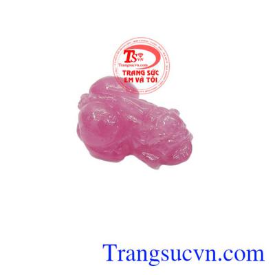 Tỳ Hưu Ruby Sung Túc mang lại cho bạn tiền bạc và sự sung túc, tuy nhiên bản thân bạn cũng cần nắm bắt chúng kịp thời thì mới mong vận số được thay đổi