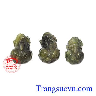 Sản phẩm có thể làm mặt dây hoặc mặt nhẫn. Tỳ hưu sapphir tài lộc.