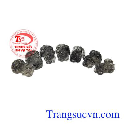 Chính vì vậy, những sản phẩm tỳ hưu luôn được khách hàng yêu thích và lựa chọn. Tỳ hưu thạch anh tóc đen mệnh mộc.Tỳ hưu thạch anh tóc đen mệnh mộc
