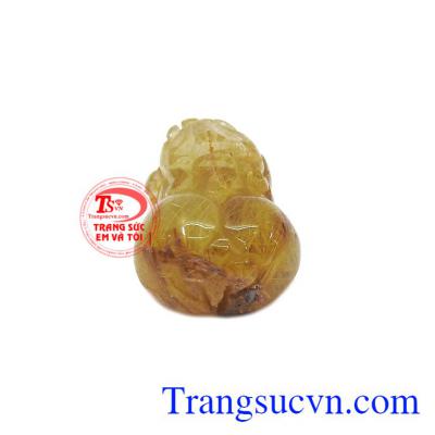 Tỳ hưu thạch anh tóc tinh tế chạm khắc tỉ mỉ mang lại cho người dùng một sản phẩm sang trọng.