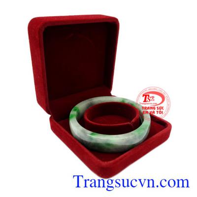 Vòng tay cẩm thạch thiên nhiên đẹp