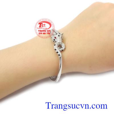 Vòng tay vàng trắng Korea 10k thương hiệu uy tín, chất lượng, giao hàng nhanh trên toàn quốc.