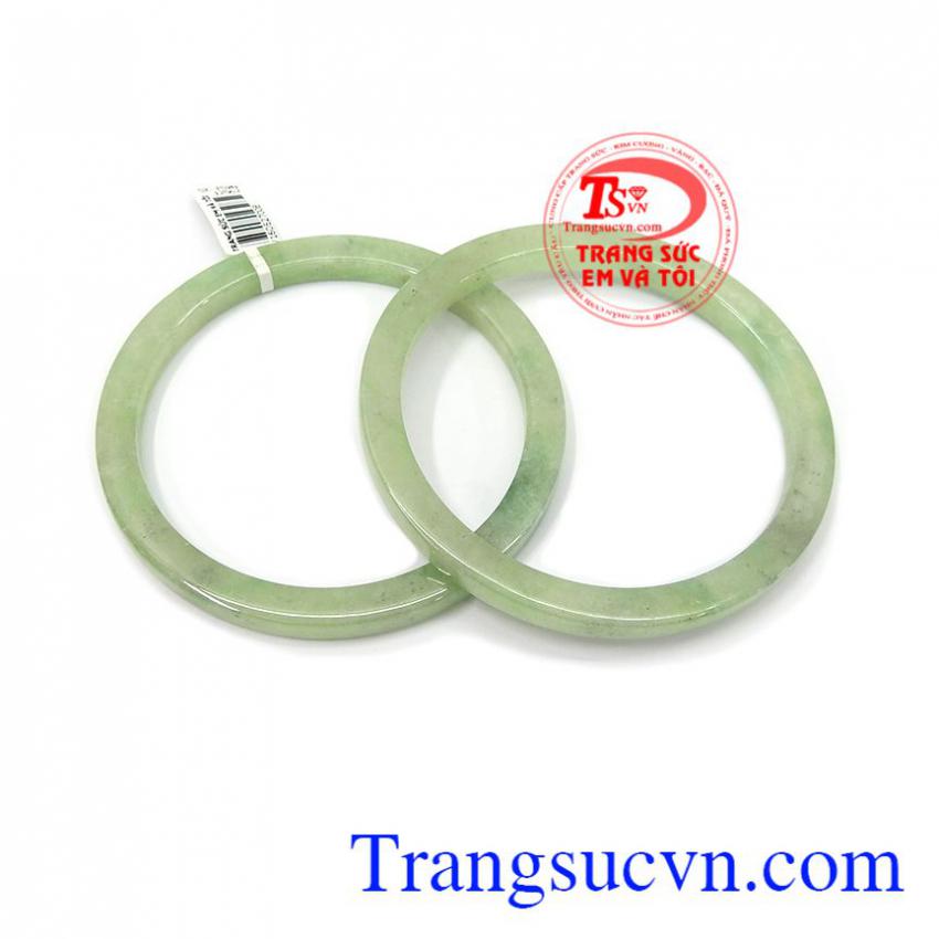 Cặp vòng ngọc cẩm thạch cạnh vuông đẹp