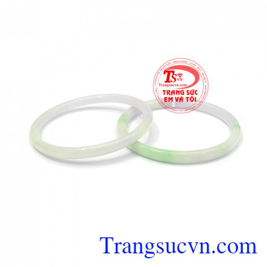 Đôi vòng cẩm thạch đẹp