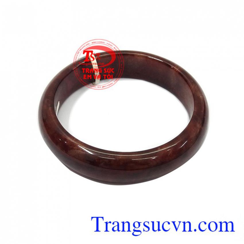 Vòng cẩm thạch đỏ đậm
