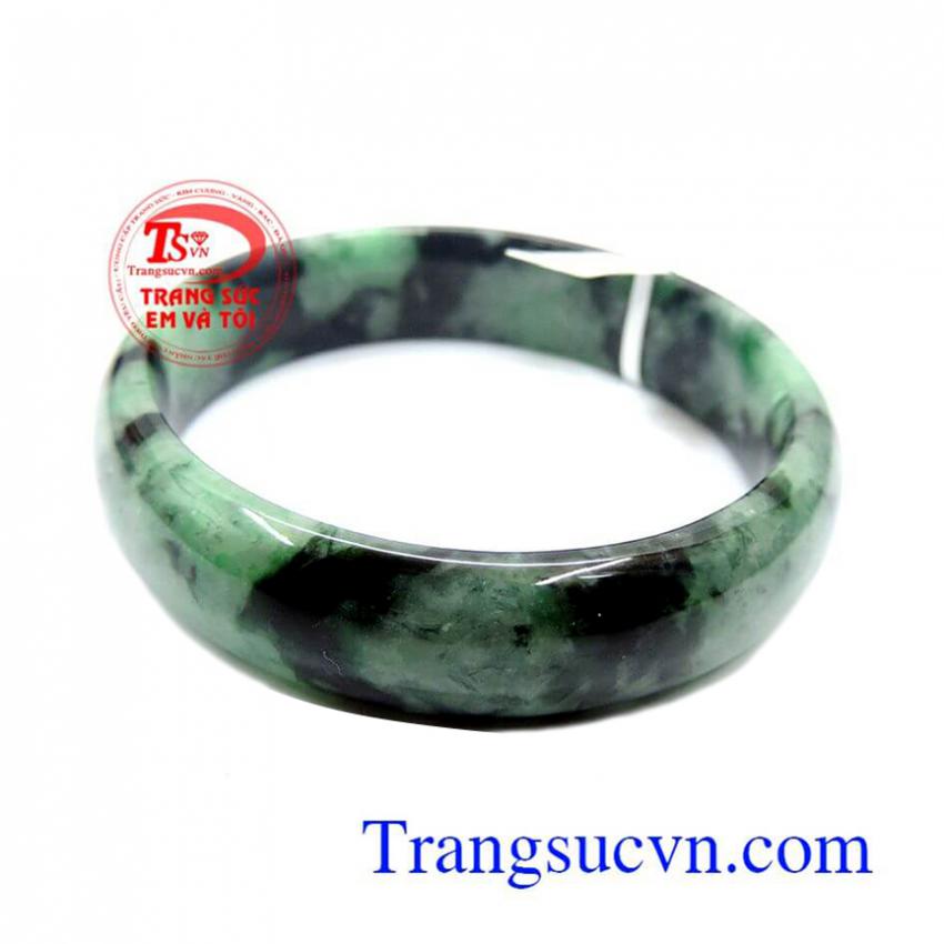 Vòng ngọc nữ xinh đeo tay đẹp