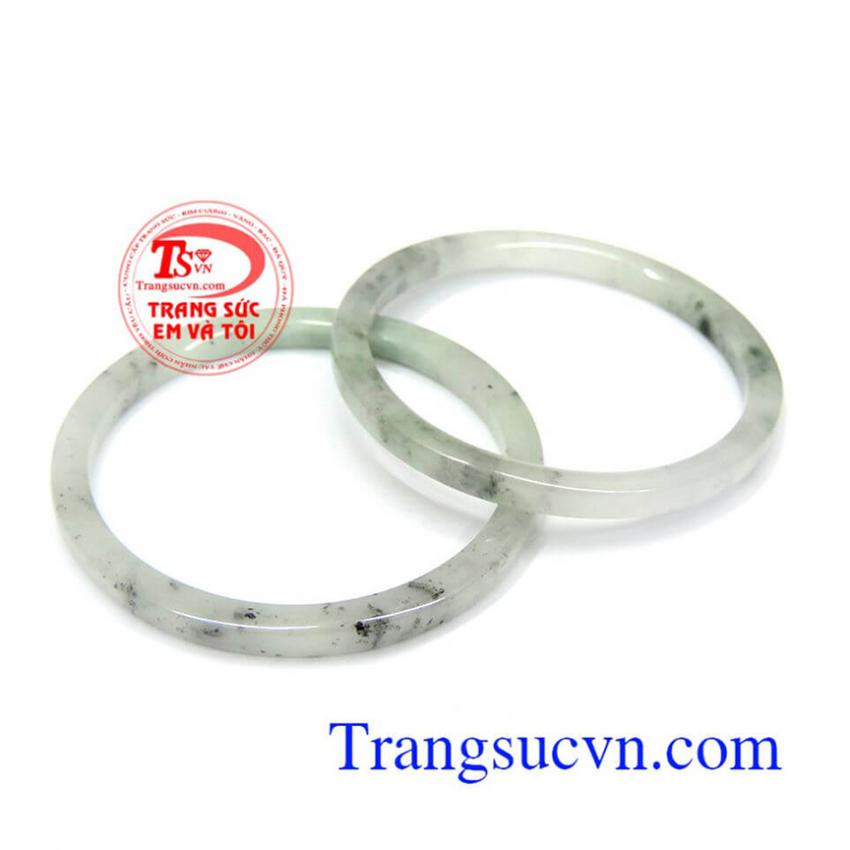 Vòng tay ngọc cẩm thạch trắng đậm