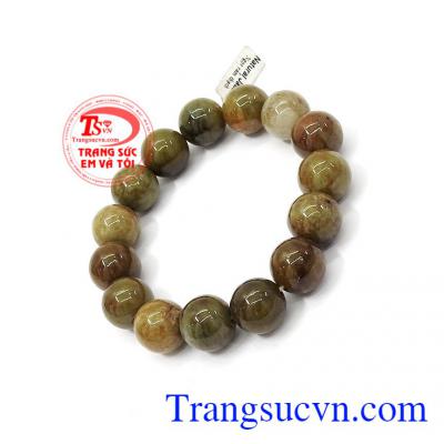 Ngọc cẩm thạch là tinh hoa trời đất ban tặng, người dân Việt từ xưa đến nay cũng rất ưa chuộng cẩm thạch,Chuỗi ngọc cẩm thạch