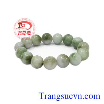 Chuỗi ngọc jadeite đẹp mang đến cho người đeo sự sang trọng và hợp phong thủy