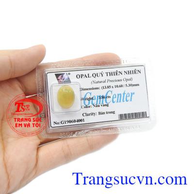 Đá opal không chỉ có tác dụng làm đẹp mà còn hợp phong thủy. Đá opal quý thiên nhiên tài lộc.