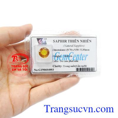 Sapphir vàng là biểu tượng cho sự quyền lực, sức mạnh và hưng thịnh. Đá sapphir thiên nhiên đẹp