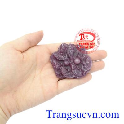 Mặt cá chép ruby may mắn giao hàng trên toàn quốc.