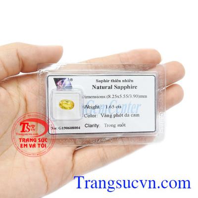 Saphir thiên nhiên là đại diện cho sự thịnh vượng và giàu có. Mặt saphire vàng thiên nhiên