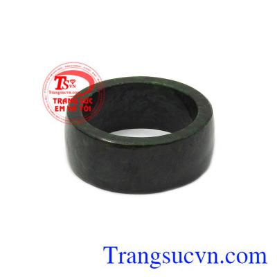 Ngọc cẩm thạch thiên nhiên đẹp. Nhẫn ngọc cẩm thạch cao cấp