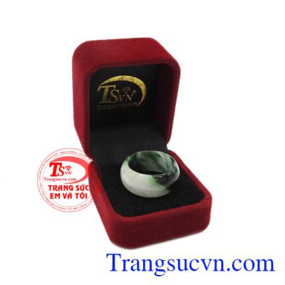 Hãy nhanh tay sở hữu,chúng tôi luôn sát cánh cùng các bạn,nơi đáng để bạn gửi niềm tin. Nhẫn ngọc cẩm thạch phát tài.